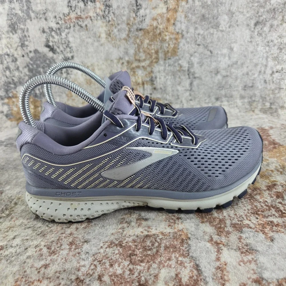 Brooks Ghost 12 Running Shoes Womens  8.5D Purple Low Top Lace Up Sneakers